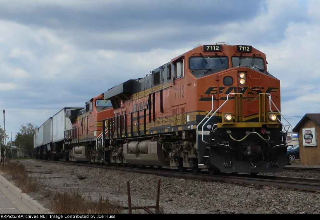 BNSF 7112 East